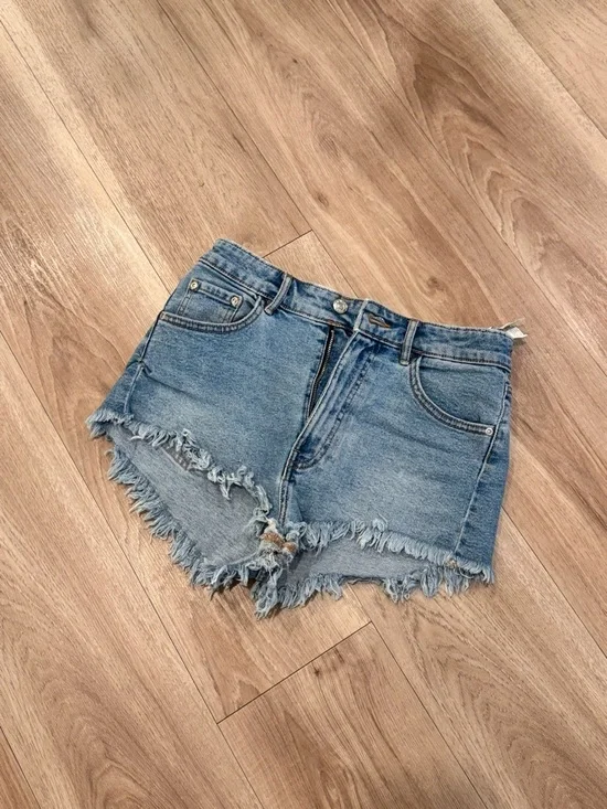 Zara Light Blue Denim Shorts with Contrast Stitching Daisy dukes - Picture 1 of 3
